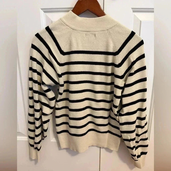 Who What Wear Striped Sweater Button Crewneck size XS - Picture 6 of 11